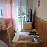 Dorka Lägenhet *