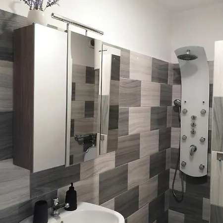Dorka Apartment *